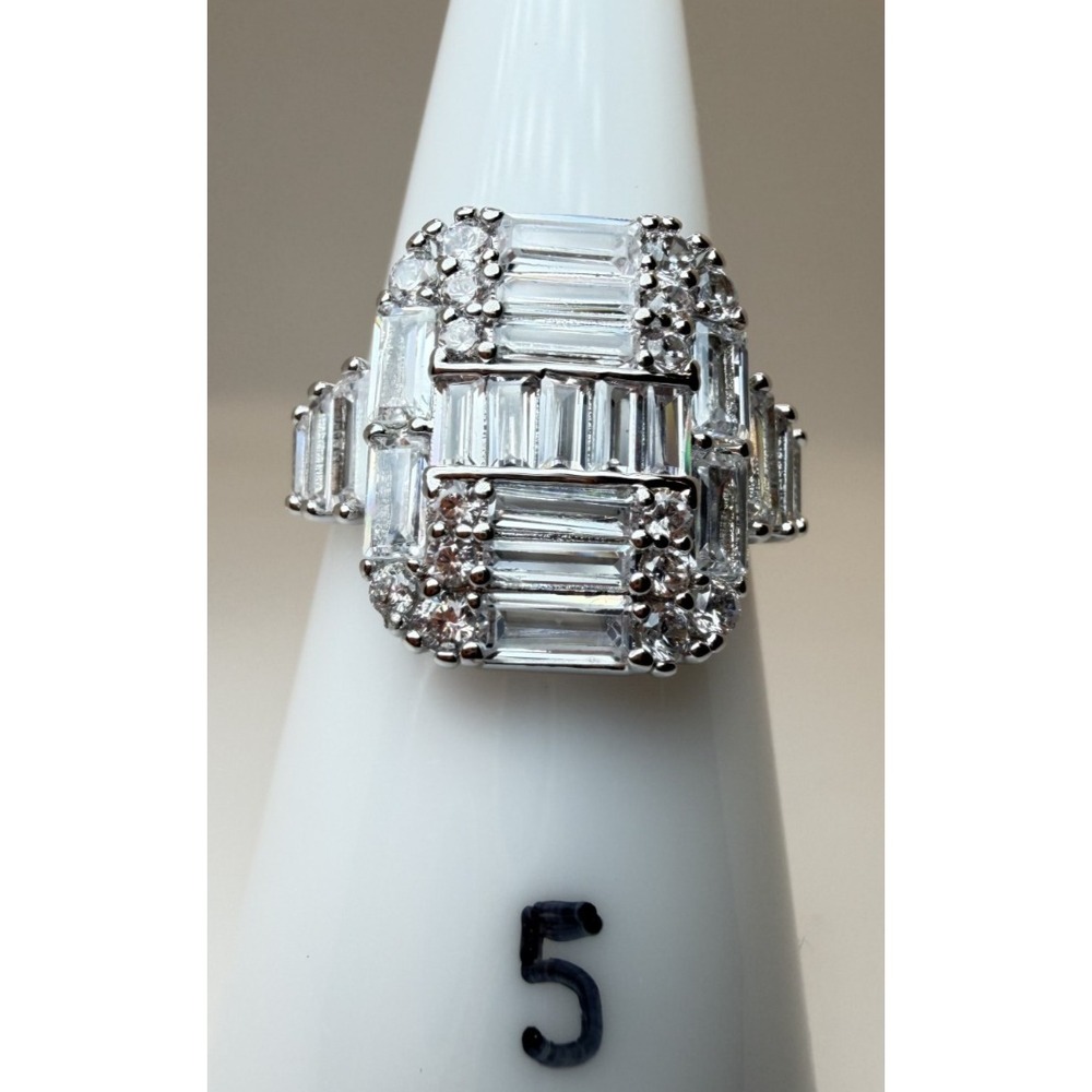 Size 5 Bomb Party April Ring - RG95375 Stop And Stare - Rhodium Plated